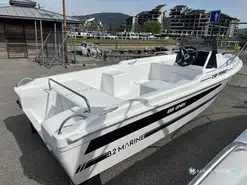 B2 Marine CAP FERRET 135 FISHING