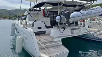 Lagoon  42