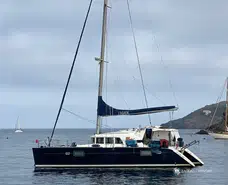 Lagoon  440