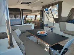 Fountaine Pajot Lucia 40
