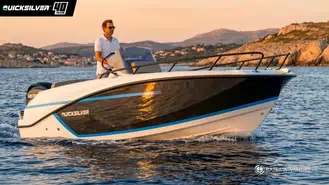 Quicksilver Activ 625 open 