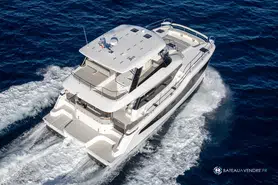 Aquila 46 YACHT