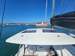 Lagoon  42