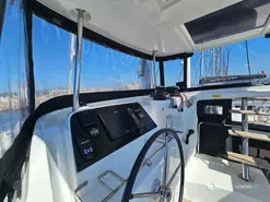 Lagoon  42