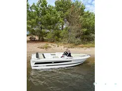 B2 Marine Cap Ferret 135