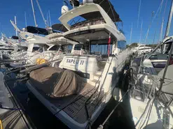 Prestige Yachts  560 Fly