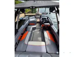 Malibu Wakesetter 22 MXZ