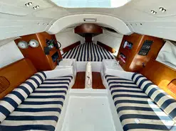 Beneteau First 211