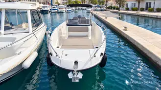 Quicksilver Activ 675 Open