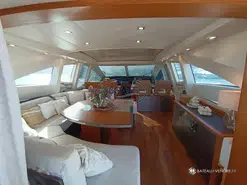 Queens Yachts  62