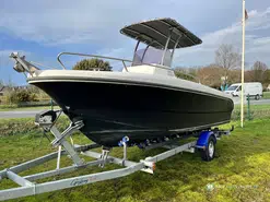 Ocqueteau 600 T-Top