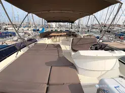 Prestige Yachts  560 Fly