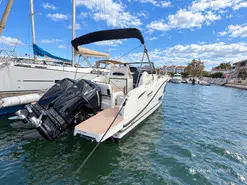 Quicksilver Activ 875 Sundeck