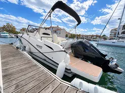 Quicksilver Activ 875 Sundeck