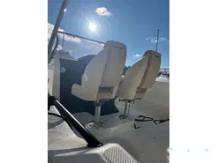 Quicksilver Activ 705 open