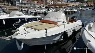 Beneteau Flyer 750 Sun Deck