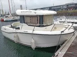 Quicksilver Captur 605 Pilothouse