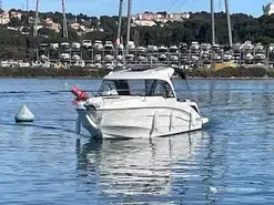 Beneteau Antares 7