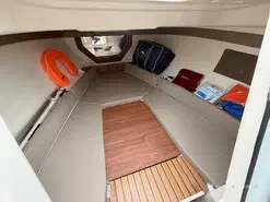 Quicksilver Activ 755 Sundeck