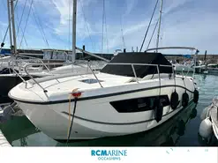 Quicksilver Activ 875 Sundeck