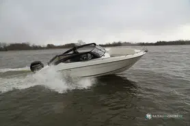 Parker  630 Bow Rider
