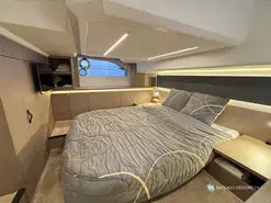 Prestige Yachts  420 Fly