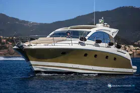 Prestige Yachts 42 S