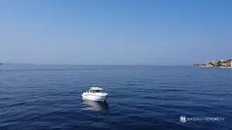 Beneteau Antares 8 Fishing