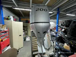 Honda BF200