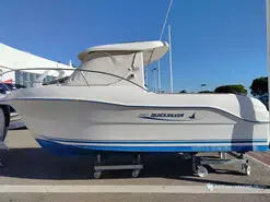Quicksilver Pilothouse 580