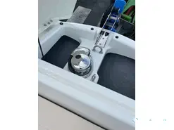 Quicksilver Activ 705 open