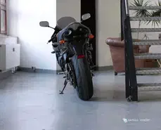 Yamaha Moto YAMAHA R1