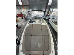 Quicksilver Activ 755 Sundeck