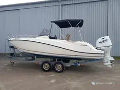 Quicksilver Activ 675 Open