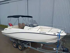 Quicksilver Activ 675 Open