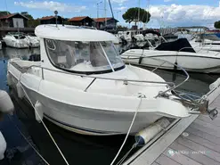 Quicksilver 640 Pilothouse