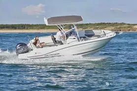 Jeanneau Cap Camarat 6.5 CC Serie 3