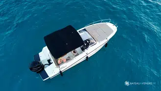 Quicksilver Activ 755 Sundeck