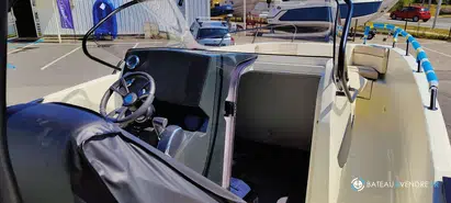 Quicksilver  805 Open