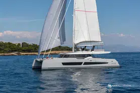 Fountaine Pajot Thira 80