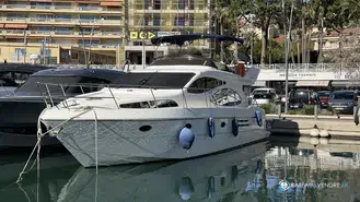 Azimut  46