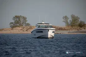 Delta Powerboats  48 Coupe