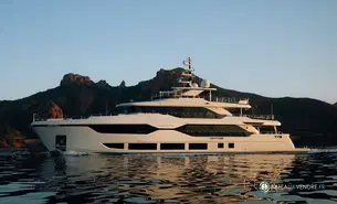 Majesty Yachts Majesty 120
