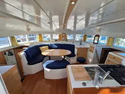 Lagoon  380