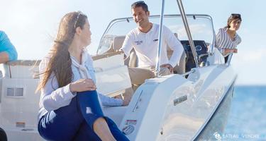 Quicksilver Activ 675 Sundeck