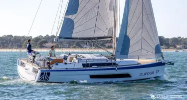 Dufour  37