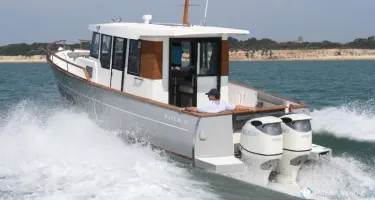 Rhea  32