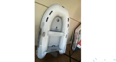 Quicksilver  250 Air Deck