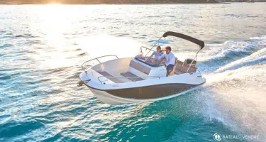 Quicksilver Activ 605 Open