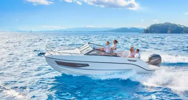 Quicksilver Activ 755 Cruiser
